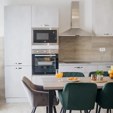 Lila 1 Apartamento Kaštela