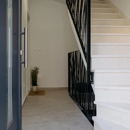 Apartamento Lila 1 *
