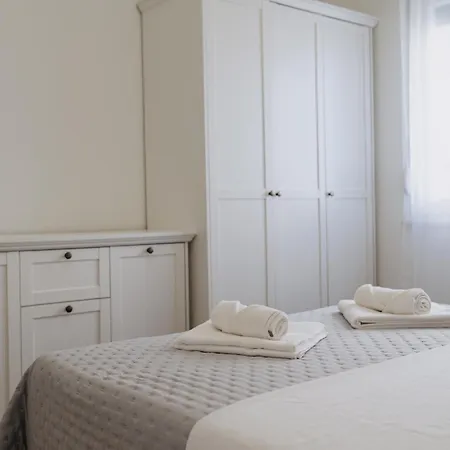 Lila 1 Apartamento Kaštela