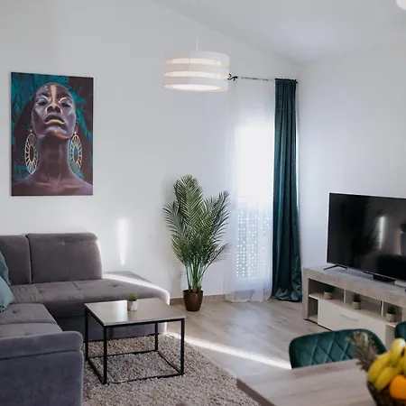 Lila 1 Kaštela